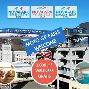 Novapark Flugzeughotel Szálloda